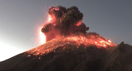 Explosión de Popocatépetl genera fumarola de tres kilómetros