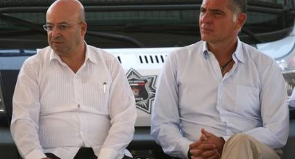 Gabino Cué y Renato Sales comparecen en FGR por caso Nochixtlán