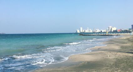 Playas de Veracruz lucen tonos turquesa durante cuarentena