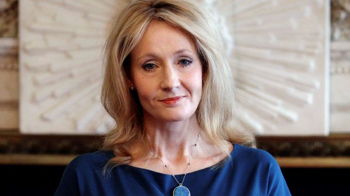 JK Rowling declara en haber sufrido violencia machista