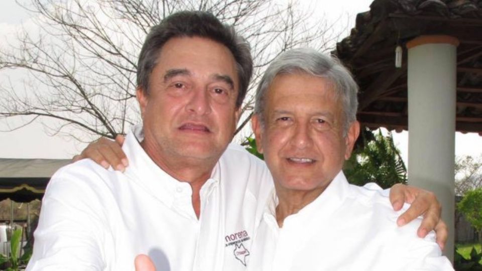 El presidente Andrés Manuel López Obrador, junto a su hermano, Pío López Obrador.