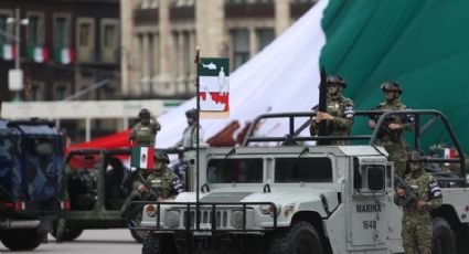 México celebra Independencia en acto que exalta combate de médicos y Ejército