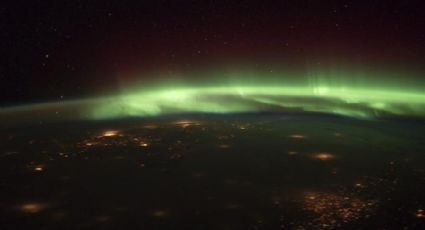 ¡Increíble! Captan desde el espacio aurora boreal con un anillo verde