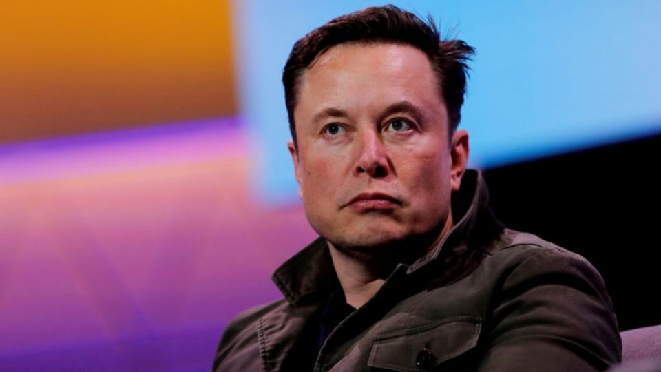 Elon Musk, duelo de Tesla y Twitter.
