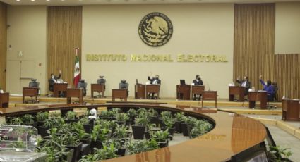 INE recibe solicitud de 33 mil mexicanos para votar en el extranjero