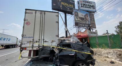 Carambola de tráileres y autos; mueren tres en la México-Toluca