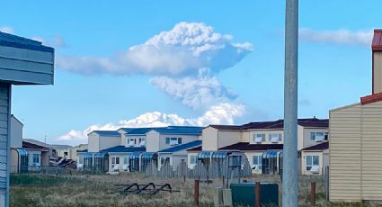 Declaran la alerta roja en Alaska por la erupción del volcán Gran Sitkin