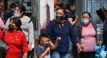 Celebran panistas semáforo rojo en CDMX