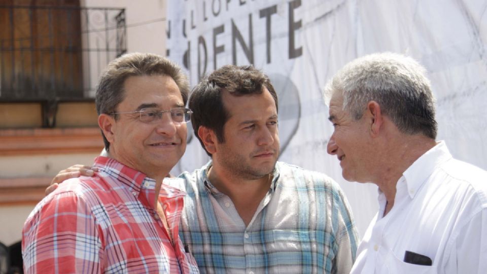 Pío López Obrador, José Ramón López Beltrán y Ramiro López Obrador.
