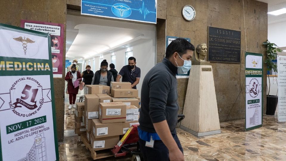 Entrega de medicamentos e insumos médicos por la UNOPS.