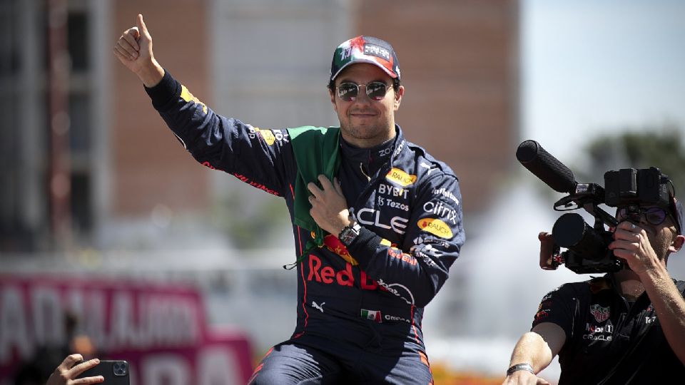 Inicia el Gran Premio de México en el Autódromo Hermanos Rodríguez.