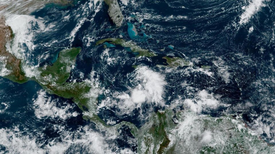 En observación, la tormenta tropical 'Lisa'.