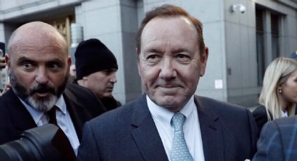 Kevin Spacey habría asaltado a una persona, afirma testigo en juicio en su contra