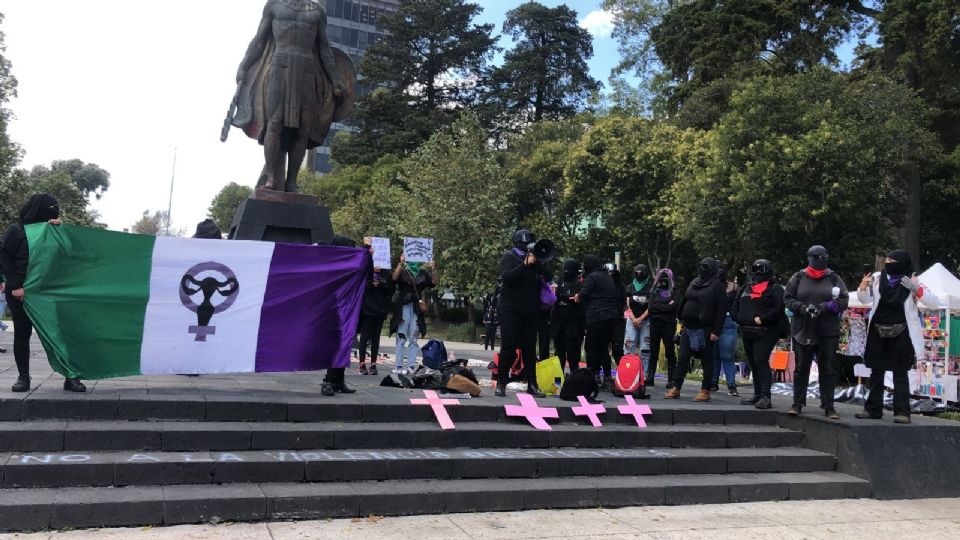 Feministas protestan en Toluca, Edomex.