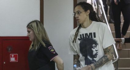 Brittney Griner, es trasladada a una prisión rusa, luego de ser acusada de contrabando