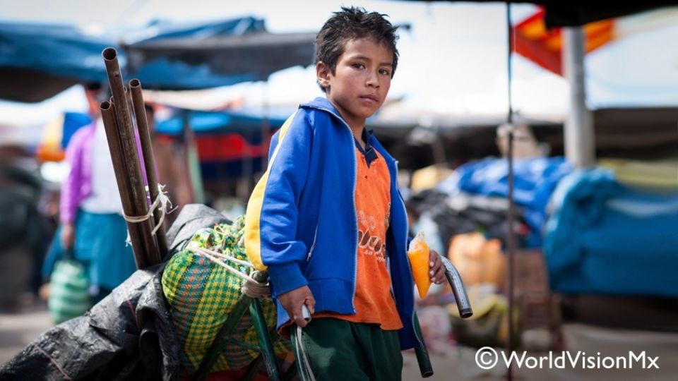 El Inegi dijo que más de 2 millones de niños en México trabajan en labores no permitidas para los infantes.