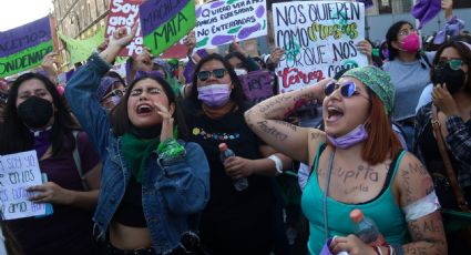 8M????Marcha feminista en la CDMX fue pacífica: Martí Batres