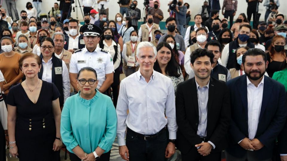 Edomex y Gobierno federal, ofrecen apoyos a los jóvenes, dijo el gobernador de la entidad, Alfredo del Mazo Maza.