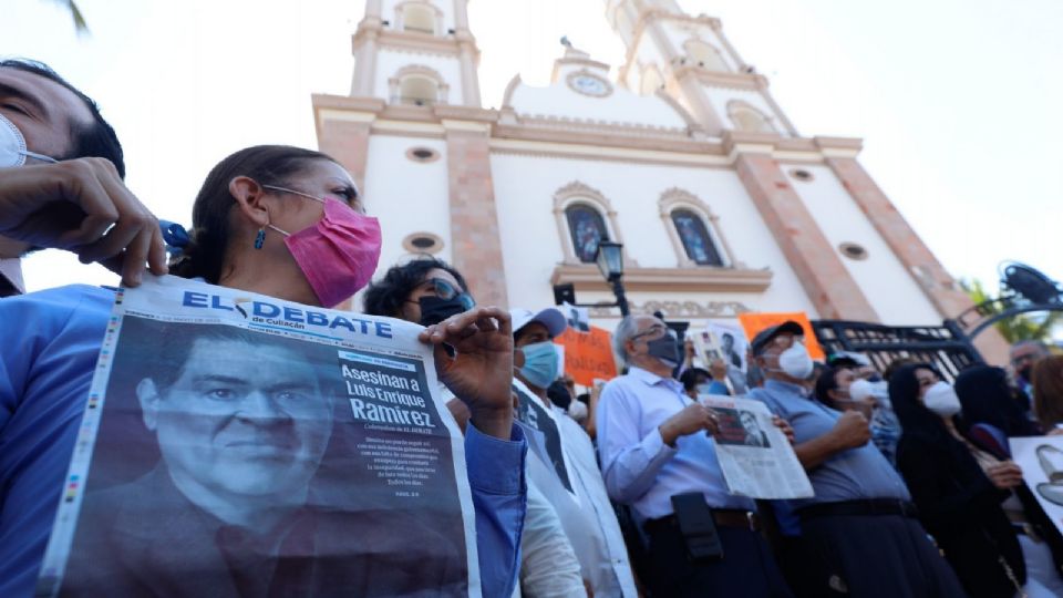 Protesta por periodistas asesinados en México.