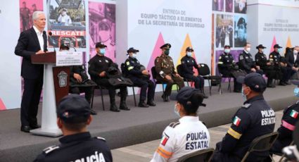 Entrega Alfredo del Mazo equipamiento a la Policía Estatal para reforzar la seguridad en el Edomex