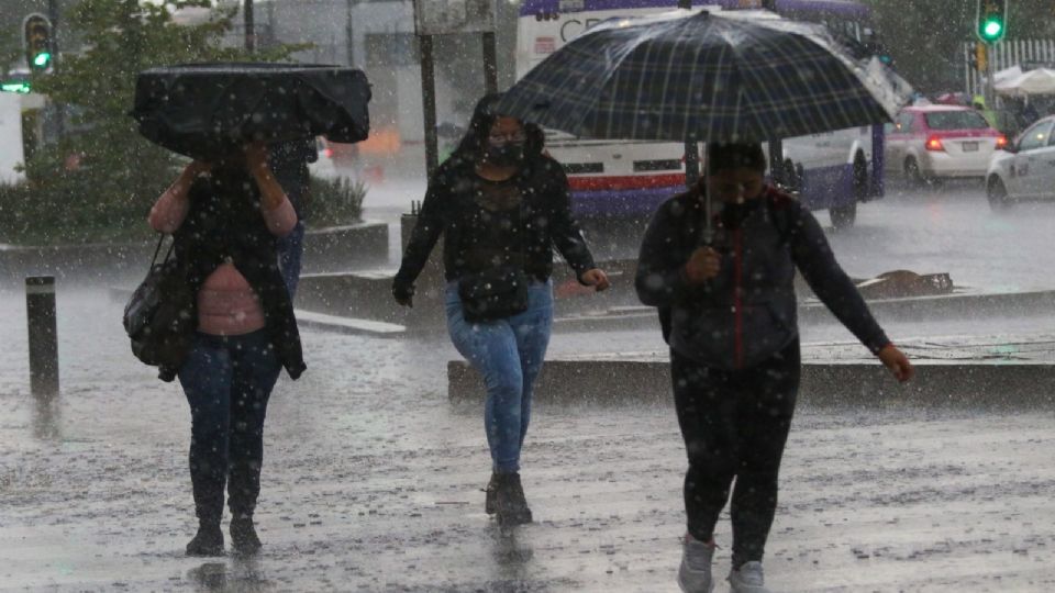 Activan alerta amarilla por lluvias.