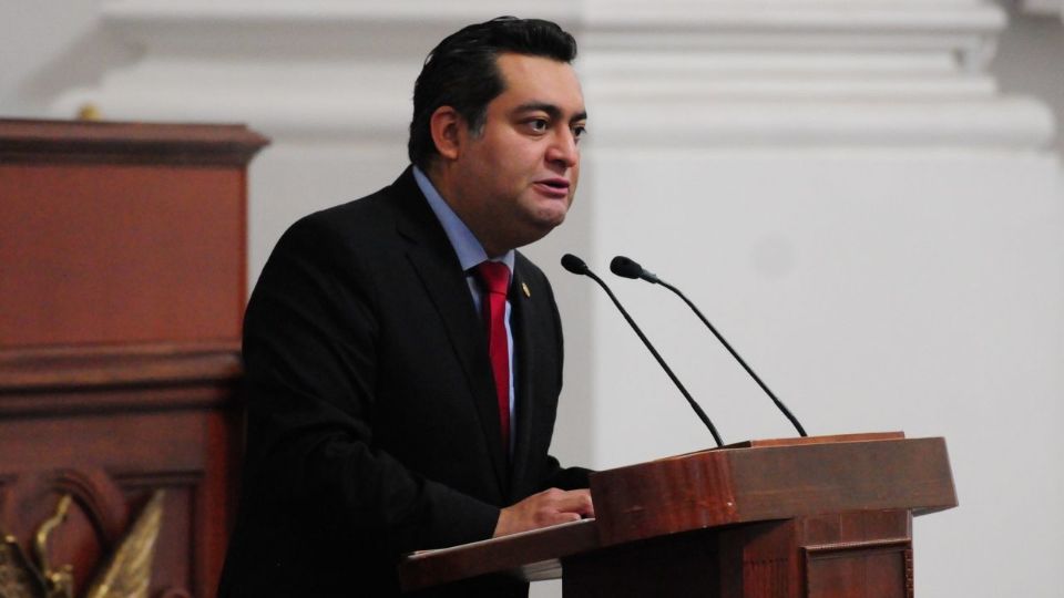 Diputado de Gustavo A. Madero en el Congreso de la CDMX.