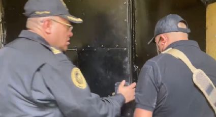 Catean vecindad en la Morelos y localizan droga y puerta blindada que la protegía