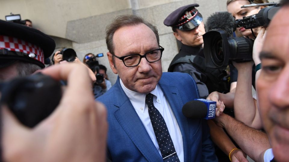 Kevin Spacey se declara no culpable de delitos de agresión sexual en un tribunal del Reino Unido.