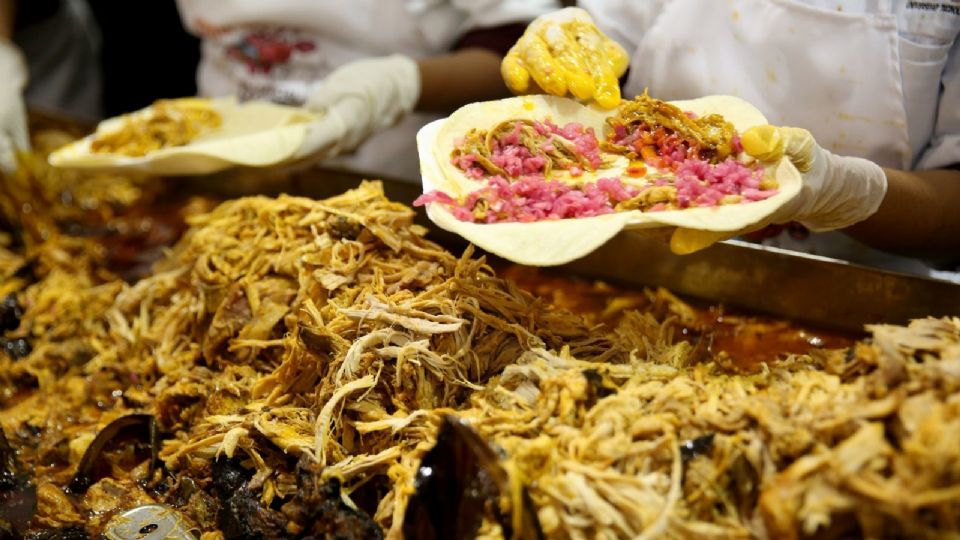 La cochinita pibil es uno de los platillos por los que Yucatán, es la cuna de la gastronomía en México.