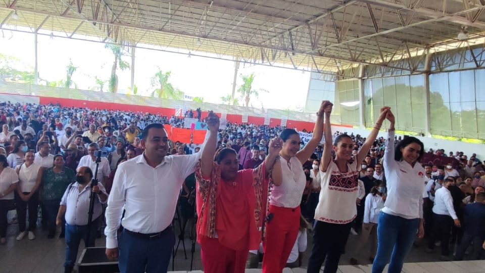 Claudia Sheinbaum en visita a Colima.