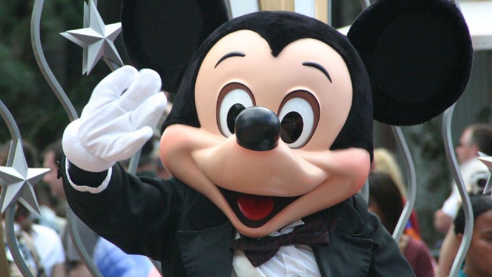 Mickey Mouse puede irse de Disney en 2024 para ser de dominio público