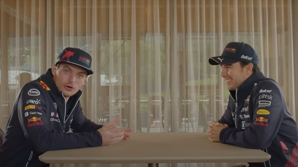 Max Verstappen y Sergio 'Checo' Pérez, pilotos de Red Bull en la Fórmula 1