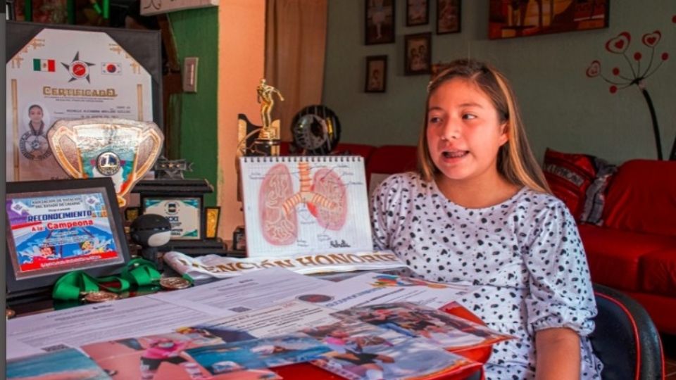 Con 10 años una niña genio de Chiapas estudiará medicina en EU.