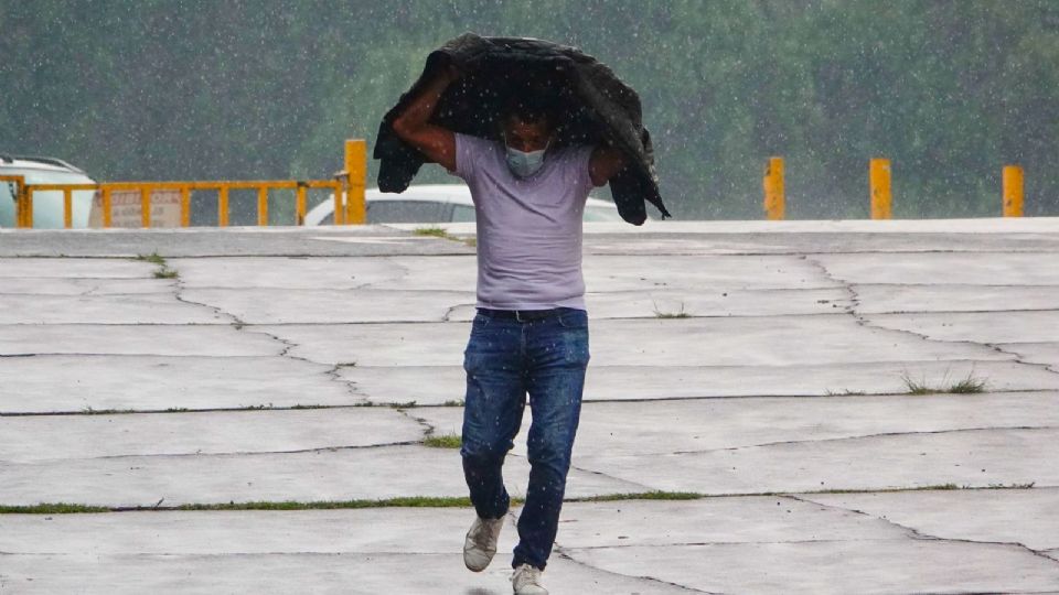 Pronostican lluvias puntuales intensas en Sinaloa, Veracruz, Guerrero, Chiapas y Tabasco.