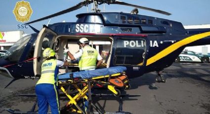 Paramédicos rescatan a niña y a adolescente tras ser atropellados en Iztapalapa