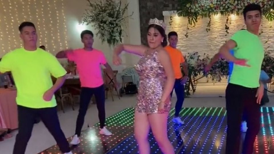 Baile de XV años en Guanajuato se vuelve viral.