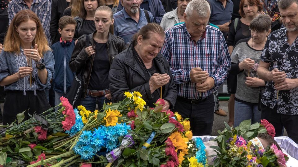 Población prorrusa llora a sus muertos en la Guerra de Ucrania