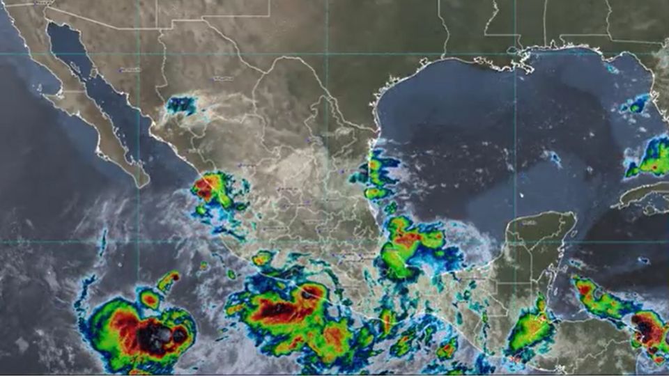 La tormenta tropical 'Lester' provocará lluvias extraordinarias en al menos dos estados de la República Mexicana.