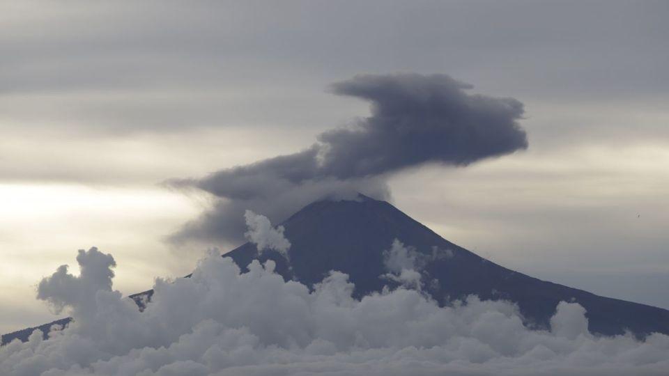 Fumarola del volcán Popocatépetl.