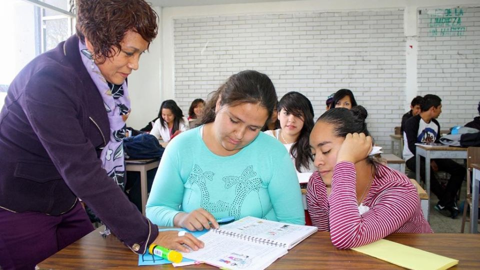 Este 5 de septiembre  estudiantes de primer ingreso acudirán a clases presenciales así como los alumnos de tercero y quinto semestres.