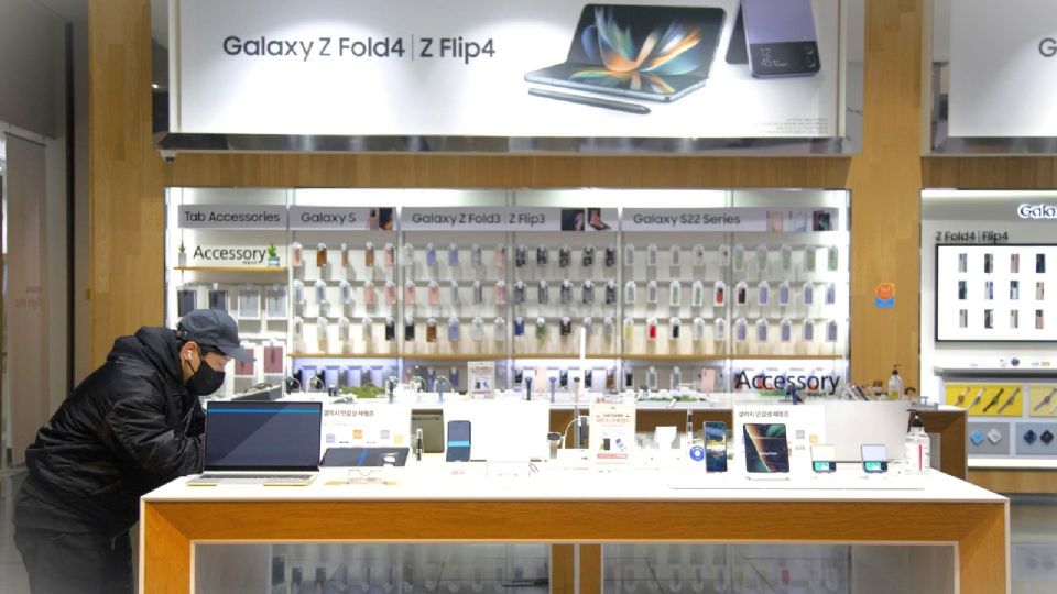 El Galaxy Z Fold4 es de los pocos plegables del mercado.