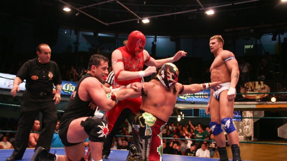 Pelea estelar en la Coliseo México donde tuvo participación Black Warrior.