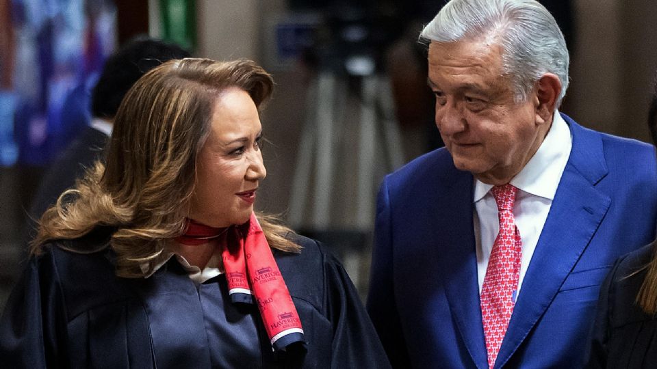 Yasmín Esquivel, ministra de la SCJN y el presidente de México, Andrés Manuel López Obrador.