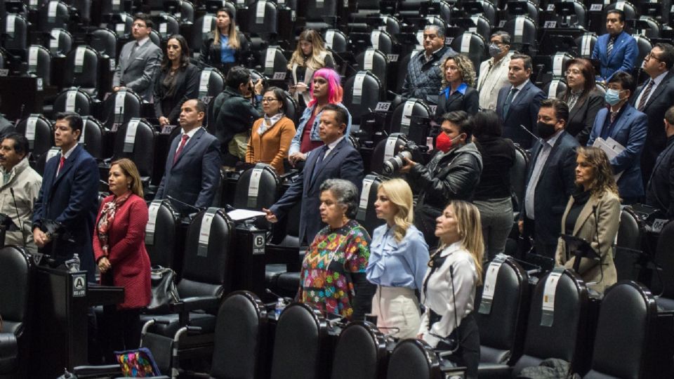 Sesión de la Comisión Permanente en San Lázaro.