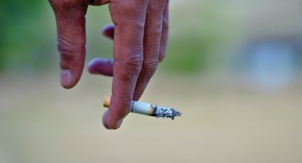 Ley antitabaco: Esto dice la ley sobre fumar dentro del auto en México