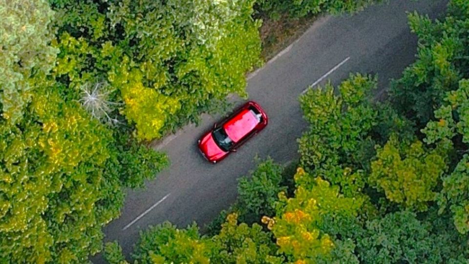 La seguridad es lo primordial al viajar en carretera.