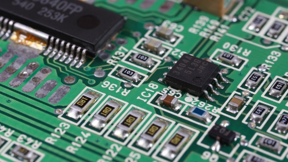 EU impulsa con México, Panamá y Costa Rica la producción de semiconductores.