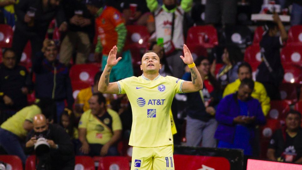 El Estadio Azteca tiene una capacidad para 87 mil espectadores.