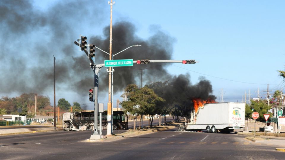 Se registra enfrentamiento en Culiacán y bloqueo de carreteras.