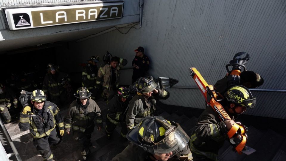 El choque de trenes dejó un saldo de 50 personas heridas y una fallecida.